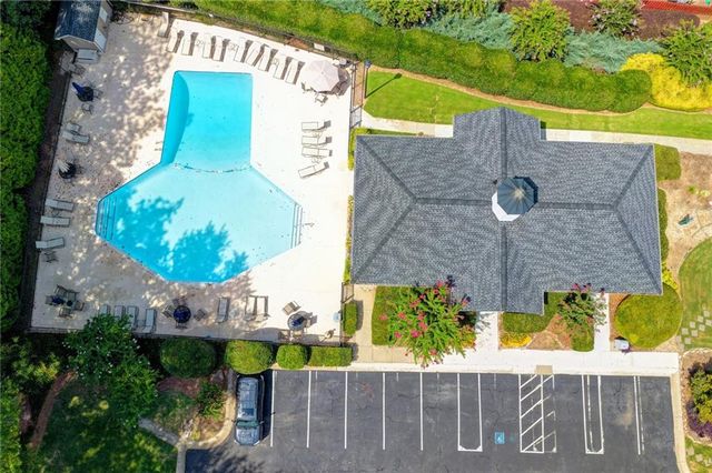 702 Brighton Point, Sandy Springs, GA 30328