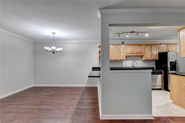 702 Brighton Point, Sandy Springs, GA 30328