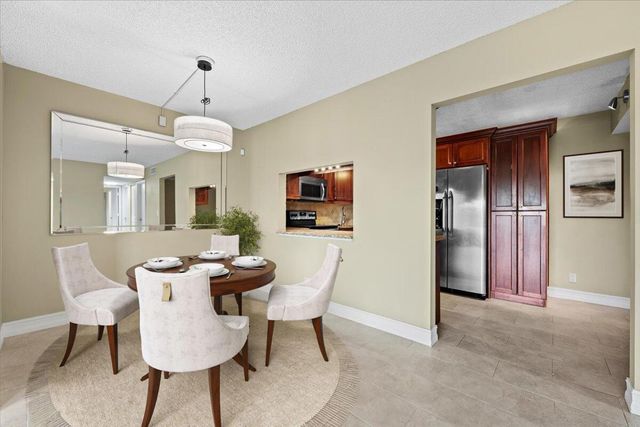 827 Sky Pine Way G1, Greenacres, FL 33415