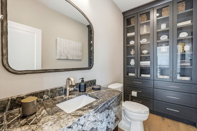 107 Bluegrass Pt, Hendersonville, TN 37075