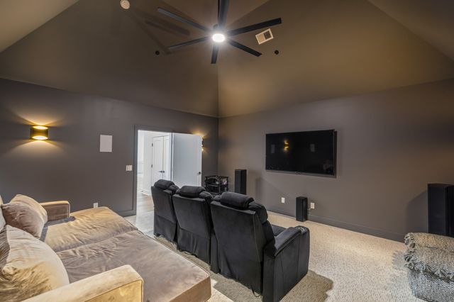107 Bluegrass Pt, Hendersonville, TN 37075