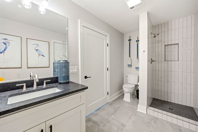 107 Bluegrass Pt, Hendersonville, TN 37075