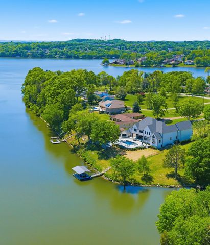 107 Bluegrass Pt, Hendersonville, TN 37075