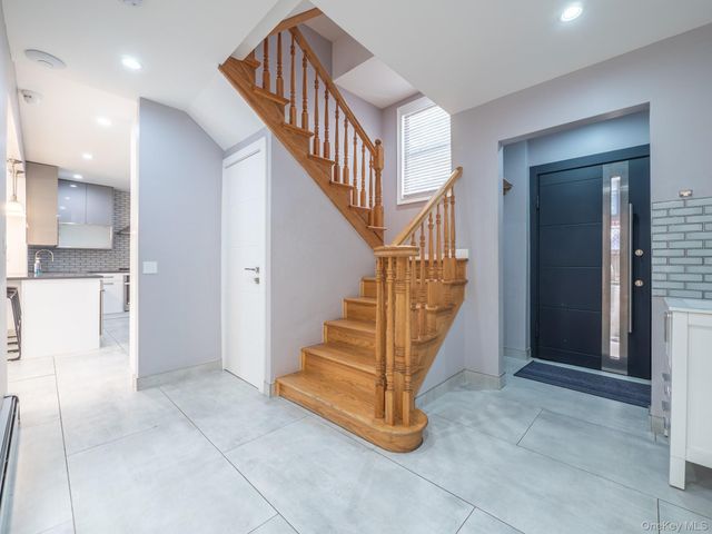 83-34 116th Street, Kew Gardens, NY 11418