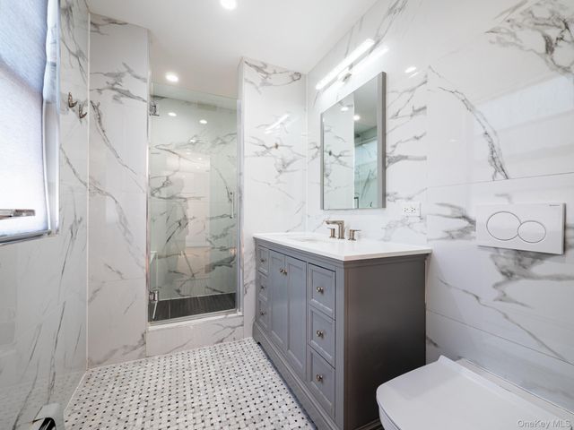 83-34 116th Street, Kew Gardens, NY 11418