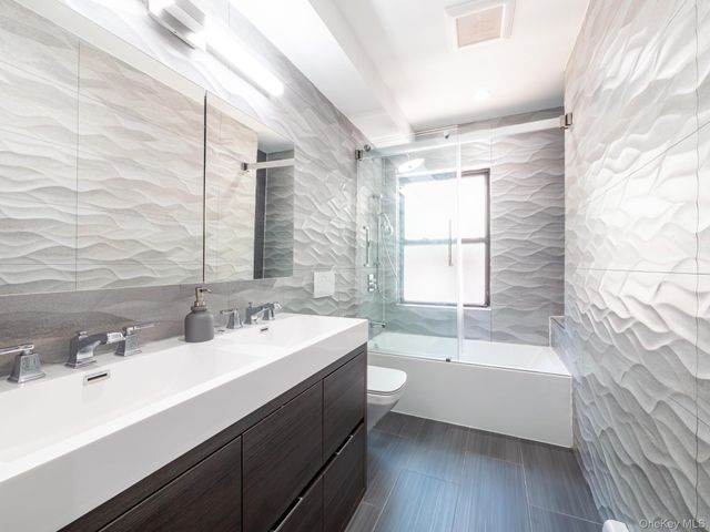 83-34 116th Street, Kew Gardens, NY 11418