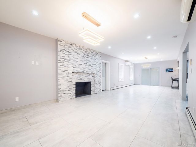 83-34 116th Street, Kew Gardens, NY 11418