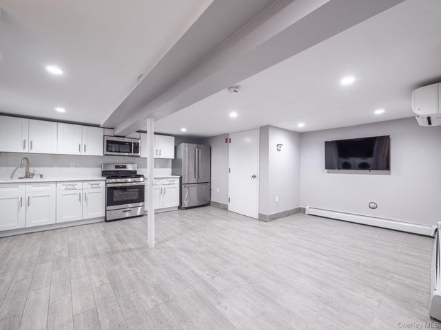 83-34 116th Street, Kew Gardens, NY 11418
