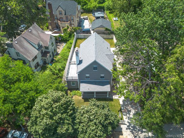 83-34 116th Street, Kew Gardens, NY 11418