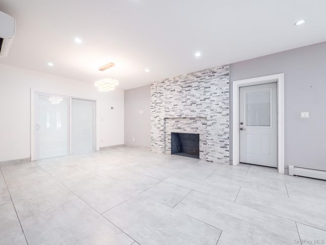 83-34 116th Street, Kew Gardens, NY 11418