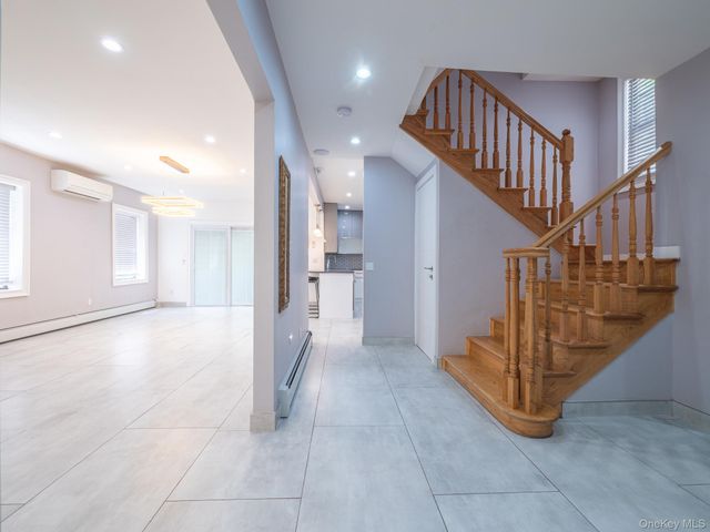 83-34 116th Street, Kew Gardens, NY 11418