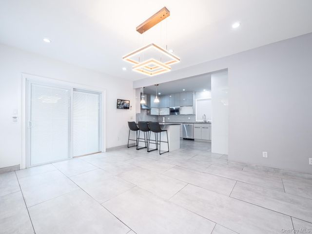 83-34 116th Street, Kew Gardens, NY 11418