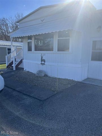 230 Deer Drive, Chardon, OH 44024