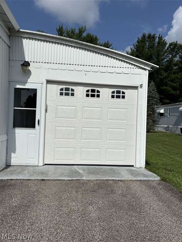 230 Deer Drive, Chardon, OH 44024