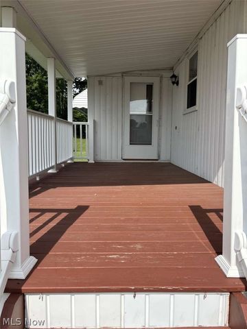 230 Deer Drive, Chardon, OH 44024