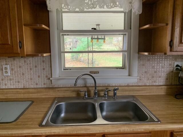 136 Lincoln Drive, Frankfort, KY 40601