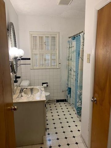 136 Lincoln Drive, Frankfort, KY 40601