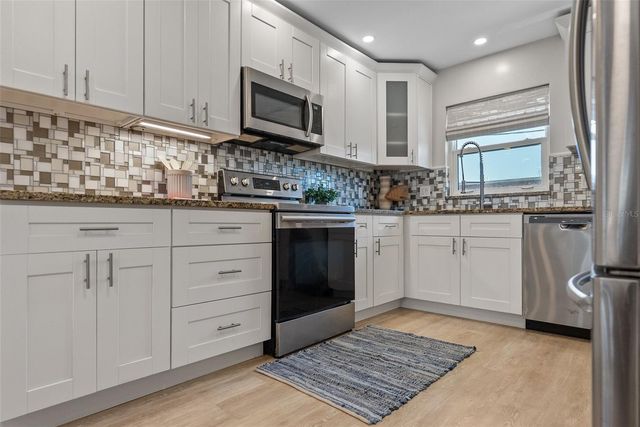 506 71ST AVE 7, St Pete Beach, FL 33706