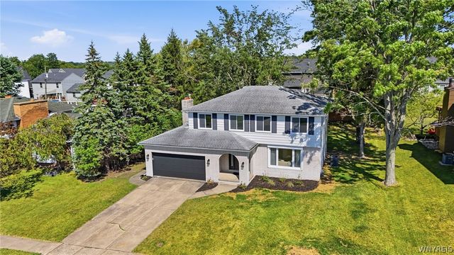 93 Hemlock Drive, West Seneca, NY 14224