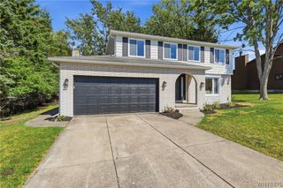 93 Hemlock Drive, West Seneca, NY 14224