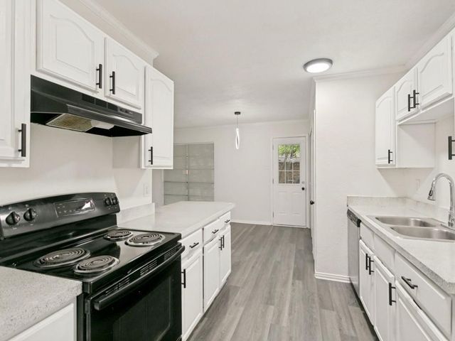 905 Hawthorne Drive, Allen, TX 75002