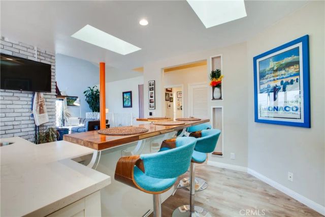 22459 Venido, Woodland Hills, CA 91364