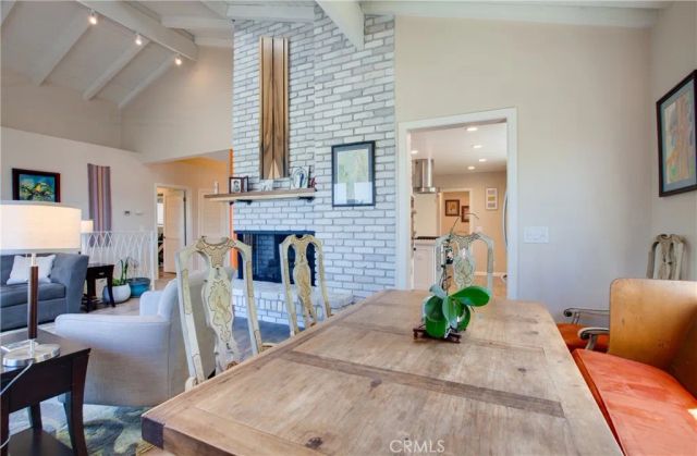 22459 Venido, Woodland Hills, CA 91364