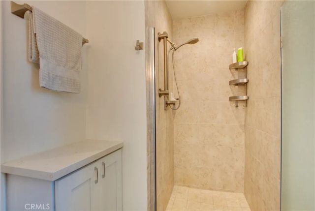 22459 Venido, Woodland Hills, CA 91364