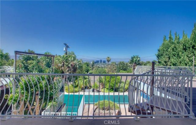 22459 Venido, Woodland Hills, CA 91364