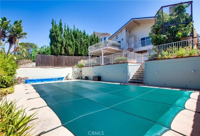 22459 Venido, Woodland Hills, CA 91364