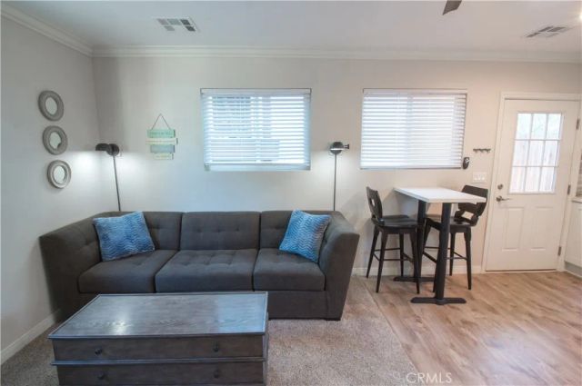 22459 Venido, Woodland Hills, CA 91364