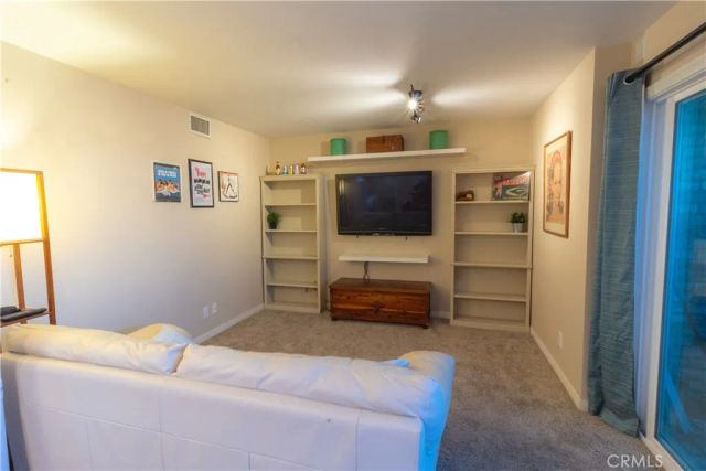 22459 Venido, Woodland Hills, CA 91364