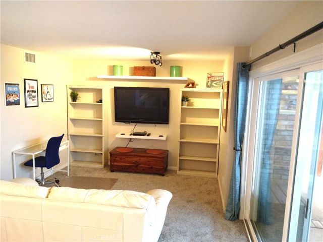 22459 Venido, Woodland Hills, CA 91364