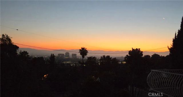22459 Venido, Woodland Hills, CA 91364