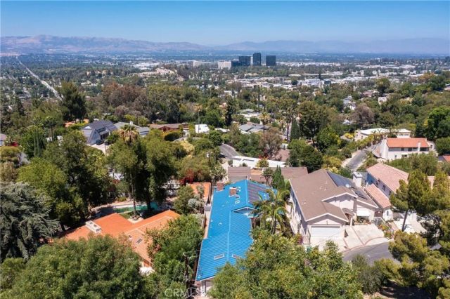 22459 Venido, Woodland Hills, CA 91364