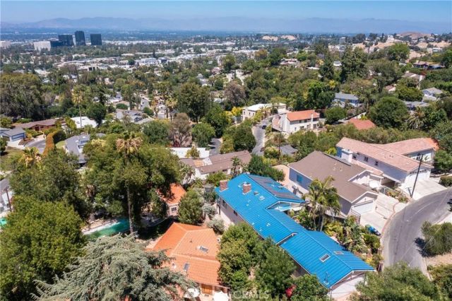 22459 Venido, Woodland Hills, CA 91364