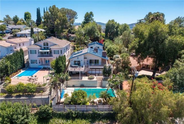22459 Venido, Woodland Hills, CA 91364