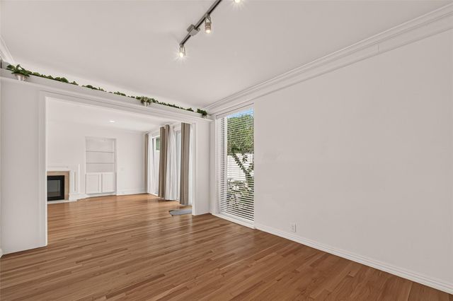 1111 Potomac Drive A, Houston, TX 77057