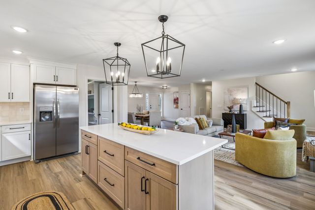 1115 Oak Creek Dr, Nolensville, TN 37135