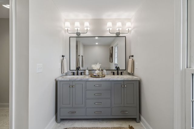 1115 Oak Creek Dr, Nolensville, TN 37135