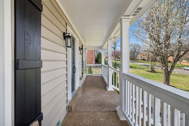 1115 Oak Creek Dr, Nolensville, TN 37135