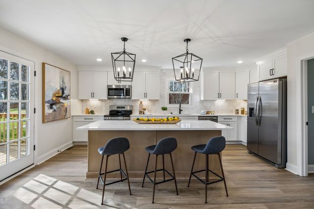 1115 Oak Creek Dr, Nolensville, TN 37135