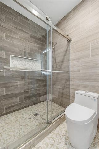 3223 Huntwick LN, Virginia Beach, VA 23451