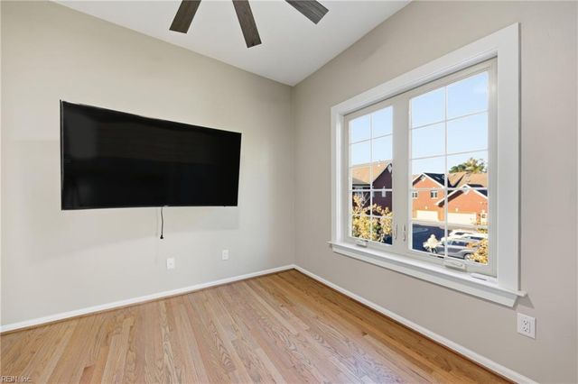 3223 Huntwick LN, Virginia Beach, VA 23451