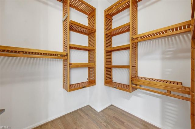 3223 Huntwick LN, Virginia Beach, VA 23451