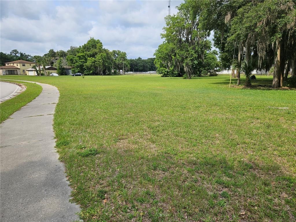 204 HUEY STREET, Wildwood, FL 34785