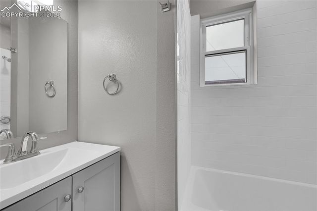 106 E Las Vegas Street, Colorado Springs, CO 80903