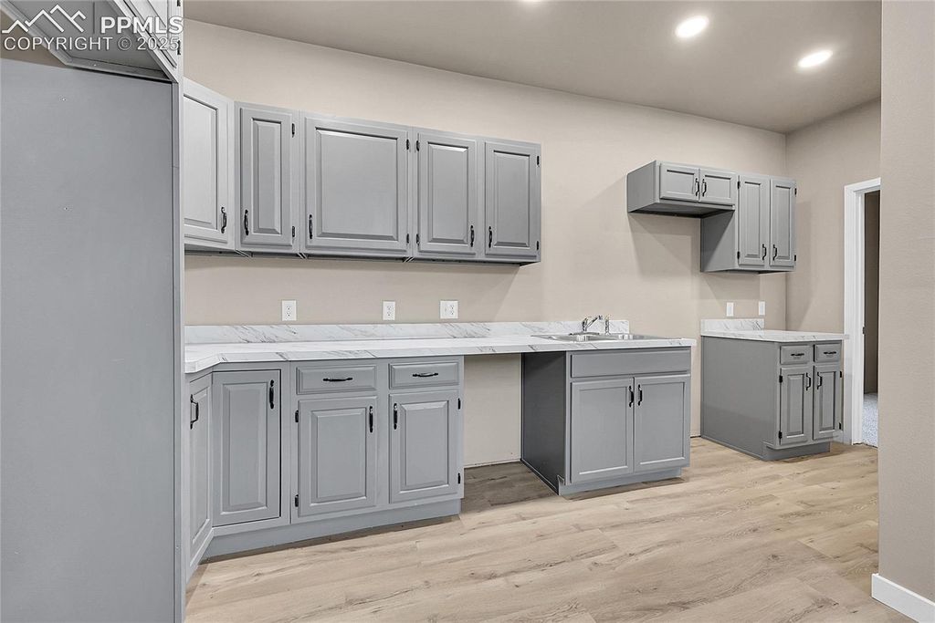 106 E Las Vegas Street, Colorado Springs, CO 80903 — photo 4