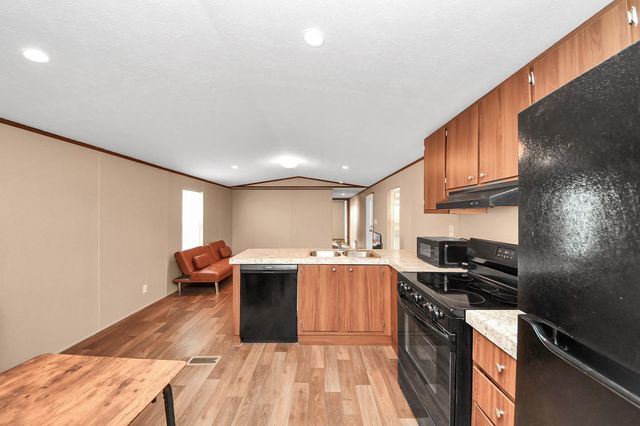 280 Road 5504, Cleveland, TX 77327