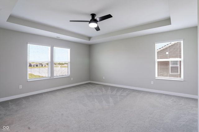 2391 S Stonehill Way, New Palestine, IN 46163
